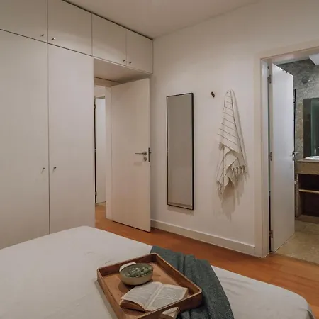 Lägenhet Geres - 3 Bedrooms In Alvalade *