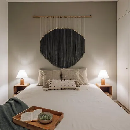 Geres - 3 Bedrooms In Alvalade