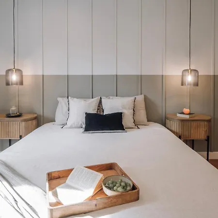 Апартаменты Geres - 3 Bedrooms In Alvalade