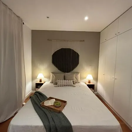 Geres - 3 Bedrooms In Alvalade * Lisboa